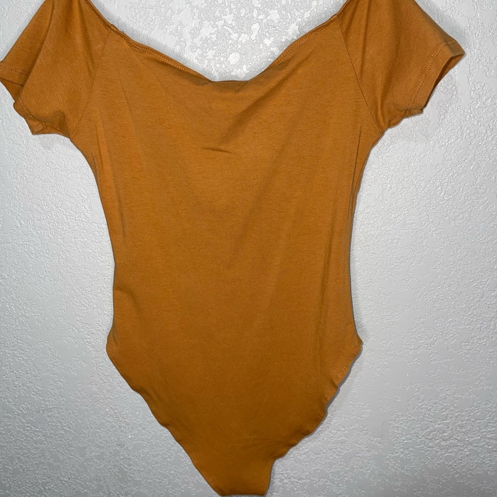 Brown/orange bodysuit